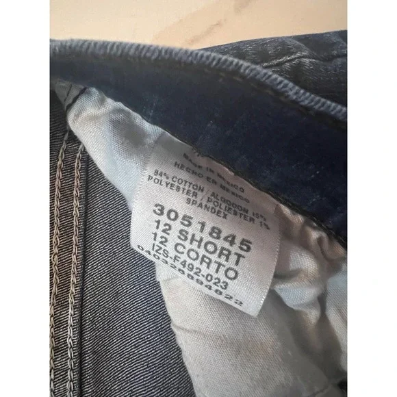 Lee Relaxed‎ Fit 1889 Denim Jeans Dark Wash Women's Size 12 Short - Picture 4 of 6